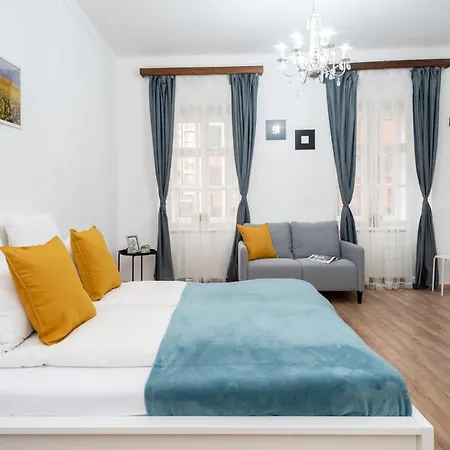 Vaci Street Centre Modern With 3brs Ac