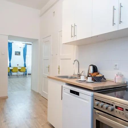 Vaci Street Centre Modern With 3brs Ac Budapest