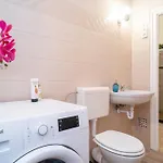 Appartement Vaci Street Centre Modern With 3brs Ac