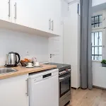 Vaci Street Centre Modern With 3brs Ac アパート