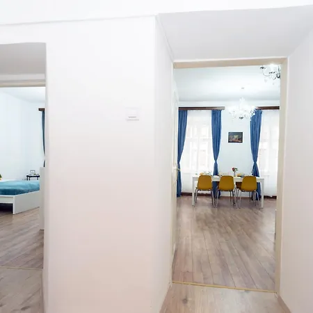 شقة Vaci Street Centre Modern With 3brs Ac بودابست