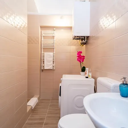 Vaci Street Centre Modern With 3brs Ac شقة بودابست