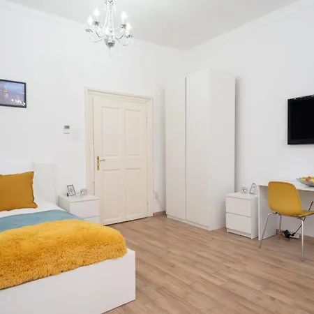 Vaci Street Centre Modern With 3brs Ac Budapeste