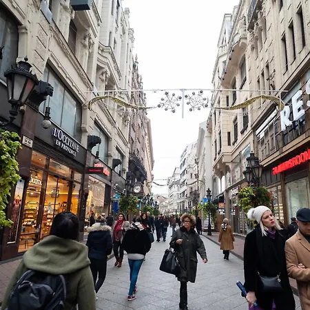Vaci Street Centre Modern With 3brs Ac * Budapeste