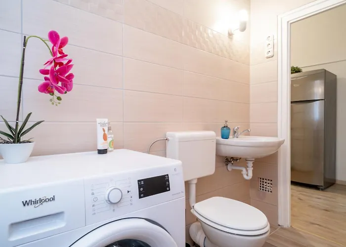 Διαμέρισμα Vaci Street Centre Modern With 3brs Ac