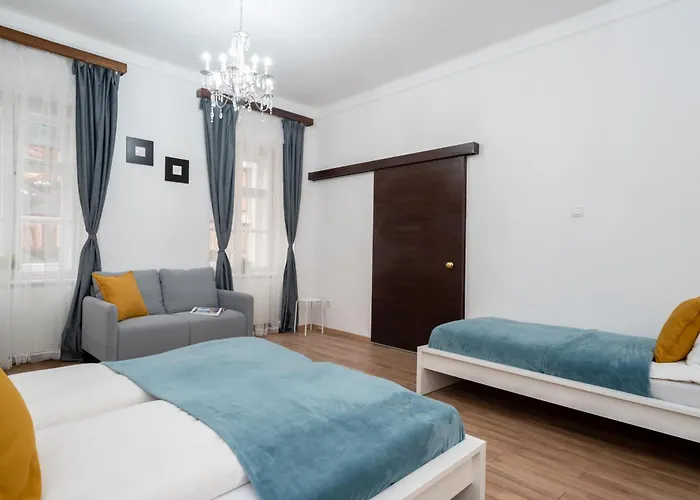 Vaci Street Centre Modern With 3brs Ac